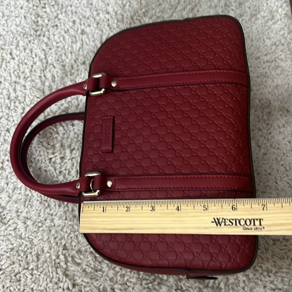 RED GUCCI MICROGUCCISSIMA SMALL LEATHER CROSSBODY BAG - Picture 16 of 16